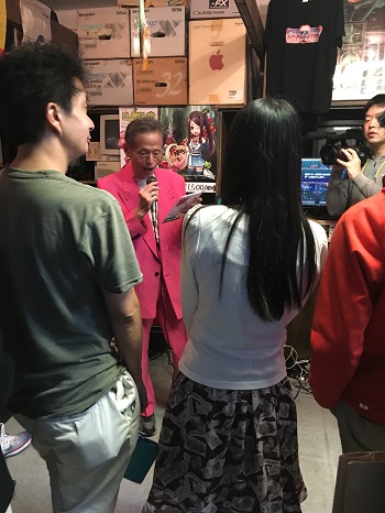 �����L�O���T�C�^��